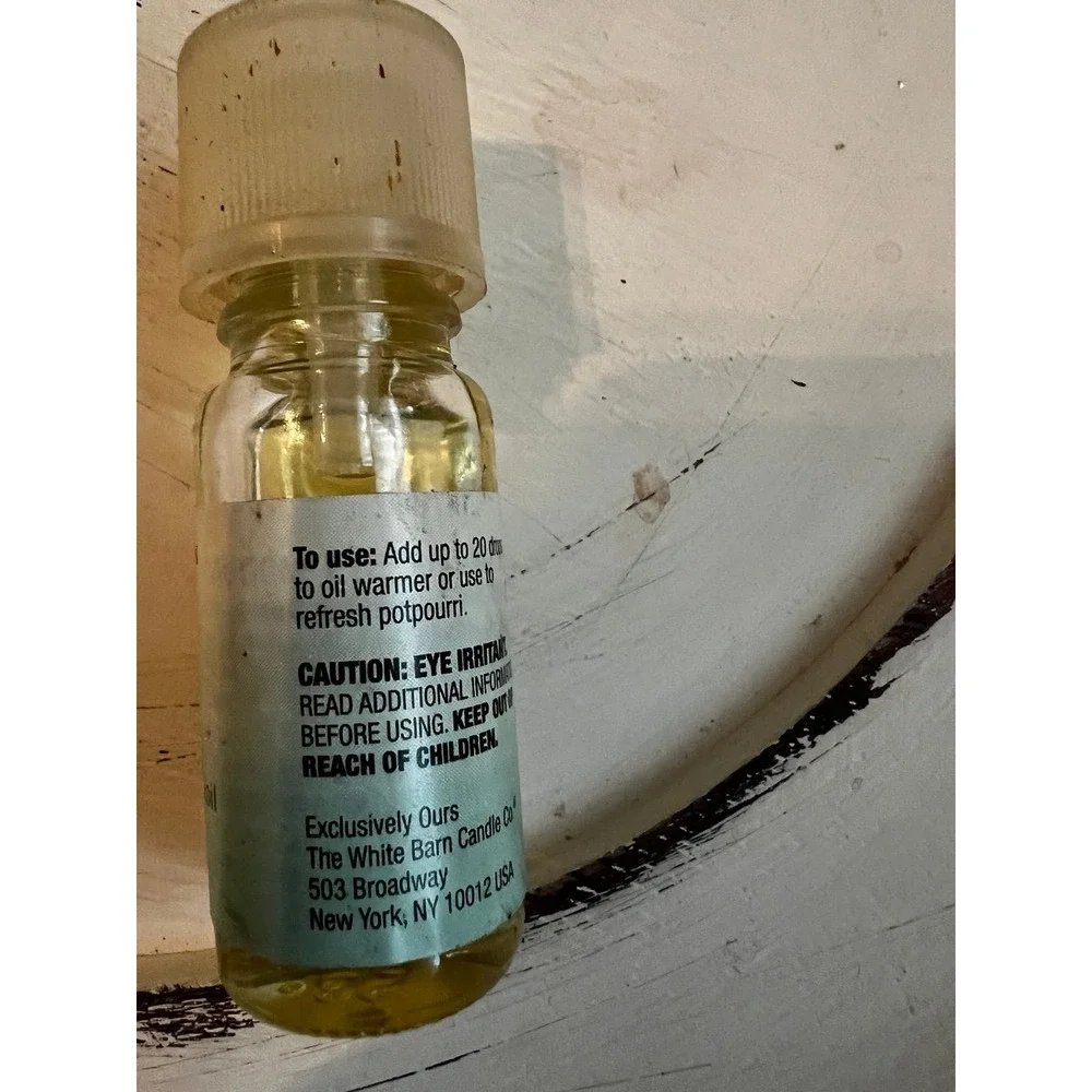 Bath & Body Sea Island Cotton fragrance oil .33 oz 60% full-rare